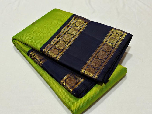 Parrot Green with Deep Navy Blue Vairaoosi with Buttas Korvai Handwoven Pure Jari Kanjivaram Silk Saree Rettaper borders Beauty