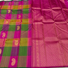 Saranga- Gorgeous Palum Pazhamum Checks Borderless Handwoven Pure Jari Kanjivaram with Paisleys woven jacquard body with rich lakshadeepam style woven beautiful pallu and contrast woven rani pink blouse .