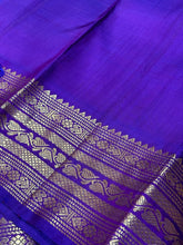 Medium tone Lotus Pink with Violetish Purple Handwoven Pure Silver and Gold twisted Jari Korvai with Buttas Kanjivaram Silk Saree Beauty