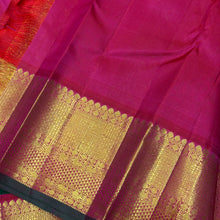 Vaibhogam- Stunning Bottle Green with Tomato Orange Pink Handwoven Pure 2gram Jari Korvai with Mayil Chakram Buttas Kanjivaram Silk with rich borders beautiful pallu and contrast woven blouse