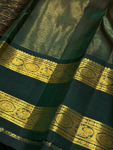 Sunshine Yellow with Sapphire Green Vairaoosi with Rettapet Borders Handwoven Pure Jari Korvai Kanjivaram Silk Saree Beauty