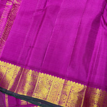 Sarasangi- Mesmerizing Sampanga Green with Vadamalli Purple Handwoven Pure Jari Korvai Kanjivaram Silk with beautiful Yazhis elephants and annapakshis woven rich borders gorgeous pallu and contrast woven blouse