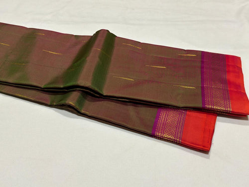 Manthulir Green with Vadamalli Purple with  Mallimoggu buttas Handwoven Pure Kanjivaram Silk Saree Beauty