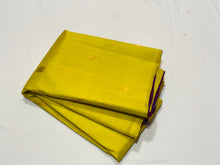 Lemon Yellow with Vadamalli Purple Handwoven Pure Jari Kanjivaram Silk Saree with Double thread striped borderless body with Flying horses and parrot motifs with rich pallu and jari striped blouse beauty