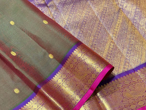 Manthulir Green Purple Buttas Handwoven Pure Kanjivaram Silk Saree Beauty