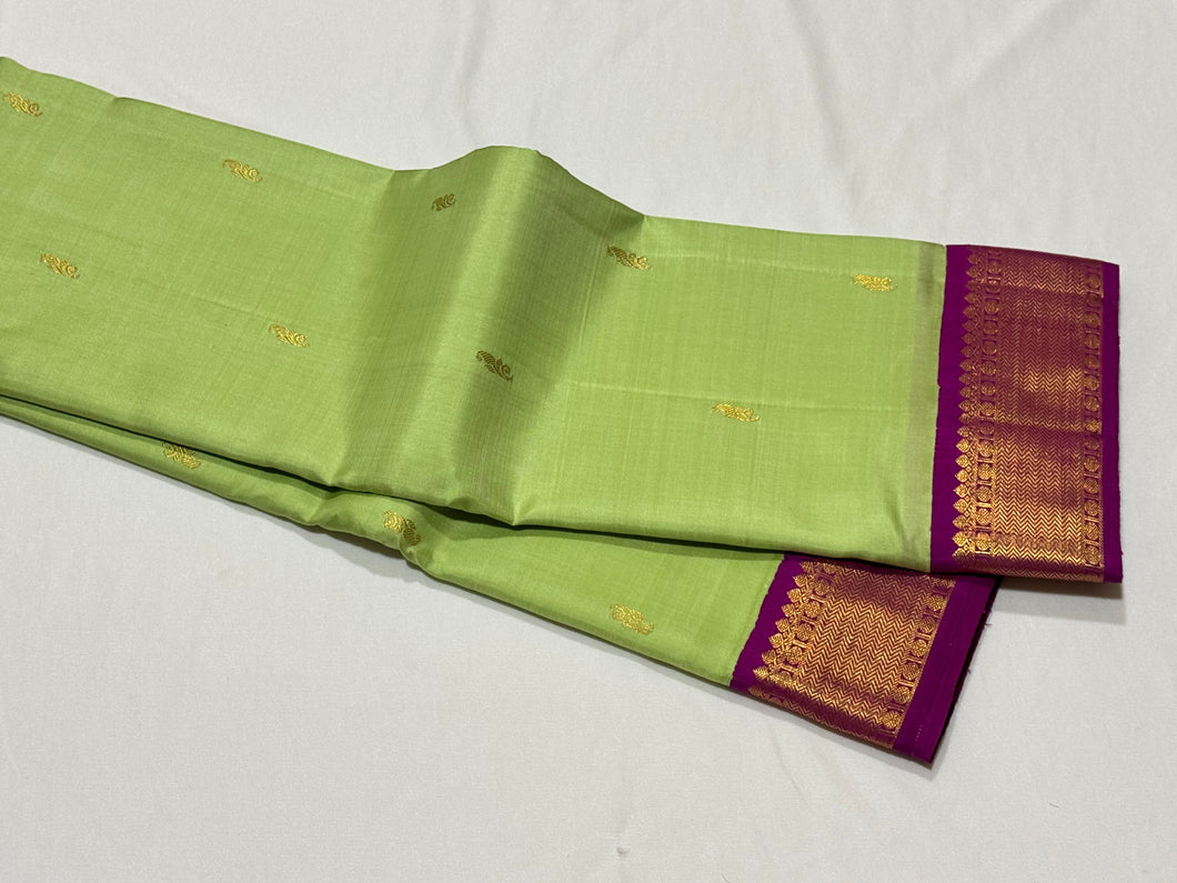 Gorgeous Pista Green with Vadamalli Purplish Pink Buttas Korvai Handwoven Pure Jari Kanjivaram Silk Saree Beauty