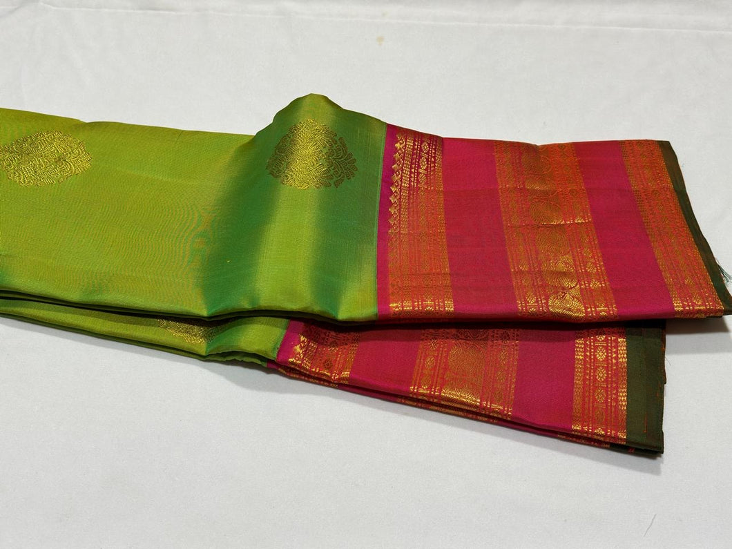 Sneha Green with Dual shade Orange Handwoven Pure Jari Korvai with Buttas Kanjivaram Silk Saree Broad Varisaipet Borders Beauty