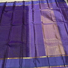 Sahana- Gorgeous Deep Blue with Lavender Muthukattam Handwoven Pure Jari Kanjivaram Silk with bodi borders rettapet with middle striped portion with rich pallu and contrast woven lavender blouse
