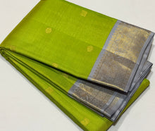 Vaibhogam- Gorgeous Parrot Green with Grey Handwoven Pure 2g Jari Korvai with Vairaoosi woven body with Buttas in a Kanjivaram Silk with rich borders gorgeous pallu and contrast woven grey vairaoosi blouse