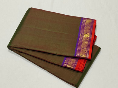 Manthulir Dual tone Green with Purple Small Borders Handwoven Pure Jari Kanjivaram Silk Saree Beauty