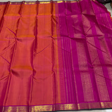 Nayaki- Gorgeous Orange with Pink Handwoven Pure Jari Kanjivaram Silknwith Green selvedges beautiful rich seer pallu and contrast woven pink blouse