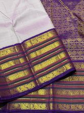 Vaibhogam- mesmerizing Lavendar with Deep Purple Korvai  Handwoven Pure 2gram Jari Kanjivaram Silk with Varisaipet borders woven beautiful body with Purple jamudu with super gorgeous pallu and contrast deep purple blouse. A very intricately woven borders