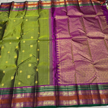 Olive Green with Deep Magenta Buttas Handwoven Pure Jari Kanjivaram Silk Saree with Varisaipet Borders beauty