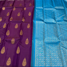 Saranga- Gorgeous Deep Purple with Copper Sulphate Blue Handwoven Pure Jari Kanjivaram Borderless Silk with Muthukattam and Floral Motifs woven body with rich pallu and contrast blouse!