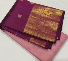 Vaibhogam- Mesmerizing Lotus Pink with Dark Magenta Purple Handwoven Pure 2g Jari KanjivaramSilk with Jarioosi checked body with beautiful mayil chakram motifs woven middle borders with beautiful long and short lower borders pallu and contrast wove blouse