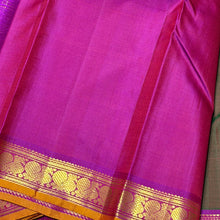 Nayaki- Beautiful Manthulir Green with Magenta Pink Handwoven Small Borders Pure Kanjivaram Silk Saree with beautiful borders rich seer pallu and contrast blouse