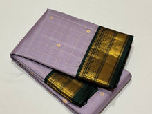 Lavendar with Bottle Green  Jari  Kattam with Buttas Small Borders Rich Pallu and Contrast blouse Handwoven Pure Kanjivaram Silk Saree Beauty