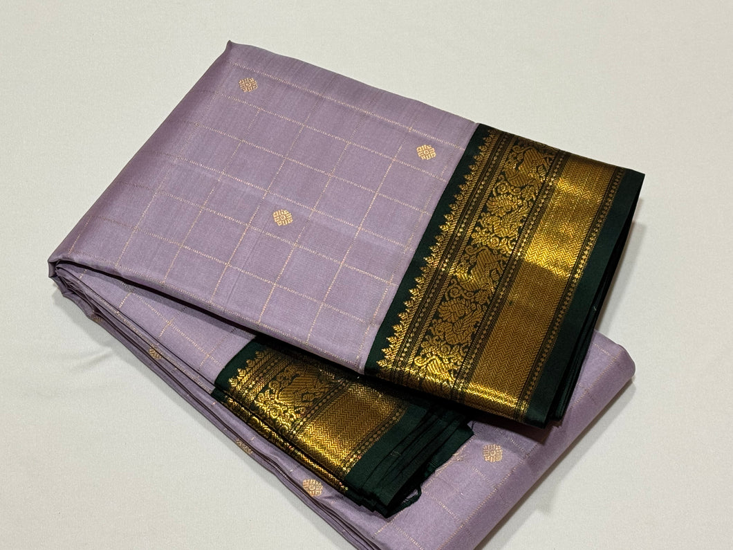 Lavendar with Bottle Green  Jari  Kattam with Buttas Small Borders Rich Pallu and Contrast blouse Handwoven Pure Kanjivaram Silk Saree Beauty