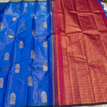 Saranga-Gorgeous Ananda Blue with Double tone Reddish Pink Borderless Handwoven Pure Jari Vairaoosi with Buttas with rich pallu and contrast woven blouse with green selvedes