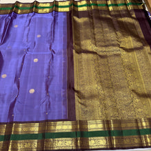 Sahana- Gorgeous December Poo with Coffee Brown Handwoven Pure 2g Jari Kanjivaram Silk with buttas woven body with beautiful borders rich and intricate pallu and contrast woven beautiful blouse