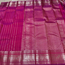 Tomato Reddish Pink Dual tone with Silver Jari Handwoven Pure Kanjivaram Silk Saree with thodar buttas woven body rich borders pallu and self colored blouse