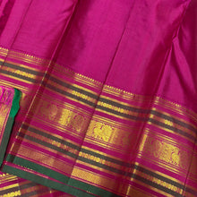 Vaibhogam-Gorgeous Offwhite with Pink Handwoven Pure Jari Korvai with Buttas Kanjivaram Silk with beautiful varisaipet borders and green selvedges rich pallu and contrast woven pink blouse