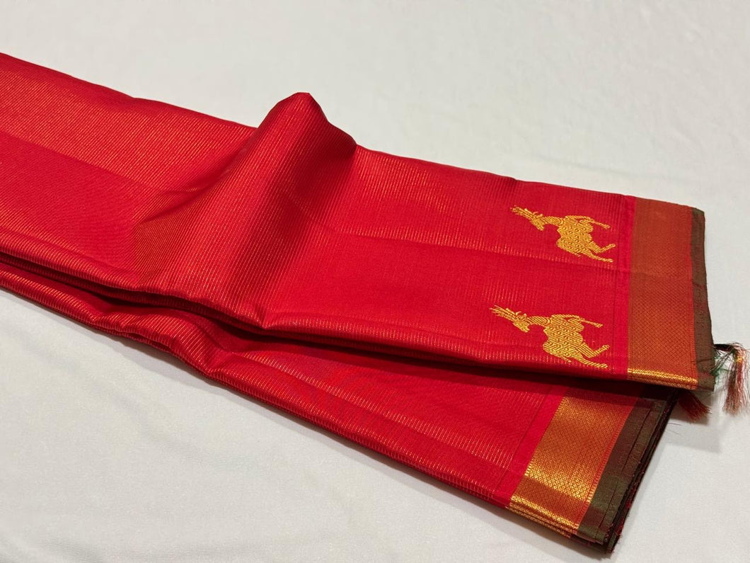 Red with Gold Vairaoosi With Deer Buttas woven Border Handwoven Pure Kanchipuram Silk Saree Beauty