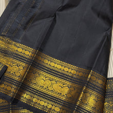 Vaibhogam- Beautiful Offwhite with Black Handwoven Pure2g Jari Korvai Kanjivaram Silk with beautiful striped body with rich borders stunning rich seer pallu and contrast woven beautiful black blouse