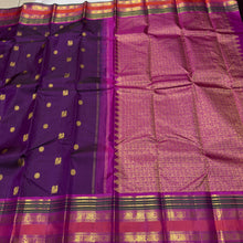 Sahana- Gorgeous Deep Magenta with Pink Handwoven Pure Jari Kanjivaram Silk with Mayil Chakram Buttas woven body with rich borders beautiful pallu and contrast woven blouse