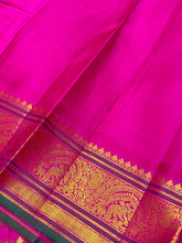 Turquoise Green with Fuchsia Pink Korvai with Buttas Handwoven Pure Jari Kanjivaram Silk Saree Beauty