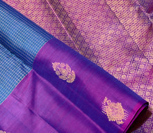 Sahana- Gorgeous Peacock Blue with Purple Kottadi Jari Checked body with beautiful buttas woven borders on either sides with rich pallu and contrast woven blouse