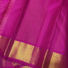 Vaibhogam- Gorgeous Kanchana Black with Pink Handwoven Pure Jari Korvai with vairaoosi Kattam woven beautiful body with rich borders pallu and contrast woven blouse.