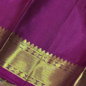 Double Tone Manthulir Green with Deep Magenta 1000 Buttas Weave in Handwoven Pure Jari Kanjivaram Silk Saree Beauty