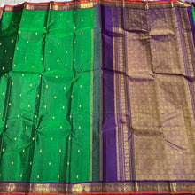 Emerald Green with Purple with Buttas Handwoven Pure Kanjivaram Silk Saree Beauty