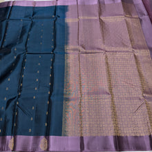 Nayaki- Rama Blue with Mauve Handwoven Pure Lightweight Classic Kanjivaram Silk with buttas woven body with contrast mauve colored borders rich pallu and contrast woven blouse