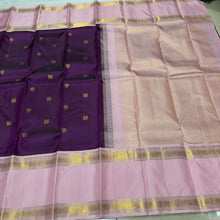 Vaibhogam- Stunning Deep Magenta Purple with Baby Pink Handwoven Pure Jari Korvai Kanjivaram Silk with beautiful buttas woven body with beautiful doublepet borders rich pallu and contrast woven blouse