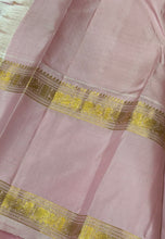 Vaibhogam- Stunning Deep Magenta Purple with Baby Pink Handwoven Pure Jari Korvai Kanjivaram Silk with beautiful buttas woven body with beautiful doublepet borders rich pallu and contrast woven blouse