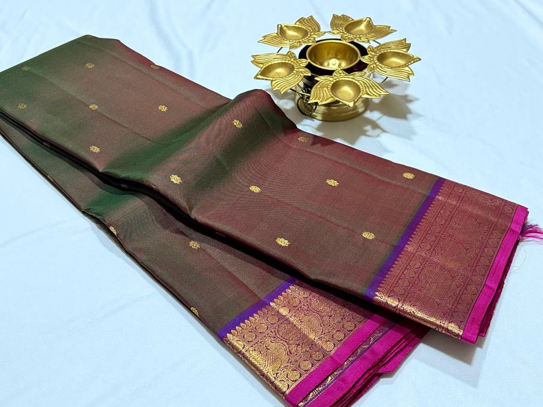 Manthulir Green Purple Buttas Handwoven Pure Kanjivaram Silk Saree Beauty