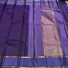 Sahana- Gorgeous Deep Blue with Lavender Muthukattam Handwoven Pure Jari Kanjivaram Silk with bodi borders rettapet with middle striped portion with rich pallu and contrast woven lavender blouse