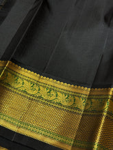 Soft Pink with Black Handwoven Pure Jari Korvai Kanjivaram Silk Saree Beauty