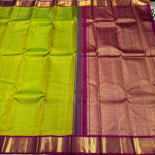 Beautiful Green Sampanga with Deep Maroonish Magenta Handwoven Pure Jari Korvai Kanjivaram Silk Saree with rich borders pallu and contrast woven blouse