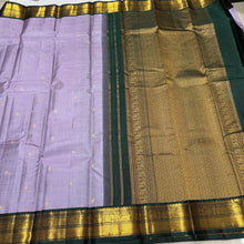 Lavendar with Bottle Green  Jari  Kattam with Buttas Small Borders Rich Pallu and Contrast blouse Handwoven Pure Kanjivaram Silk Saree Beauty