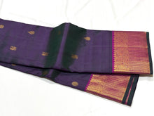 Dual tone Manthulir Green short with Purple Body with Dark Magenta Borders Pallu and Blouse Handwoven Pure Kanjivaram Silk Saree with Buttas and Mayilkan Borders Beauty