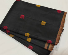 Saranga- Beautiful Black with Multichecks Handwoven Pure 2g Jari Kanjivaram Silk with silk thread buttas woven body with small jari borders rich bomkai pallu and contrast palum pazhamum checked blouse