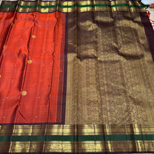 Sahana-Gorgeous Burnt Orange with Brown Buttas Handwoven Pure Jari Kanjivaram Silk with Rettapet Borders Rich Pallu and Contrast woven beautiful blouse
