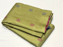 Saranga-Beautiful Elaichi Green with Onion Pink and Grey Double Pallu Handwoven Pure Kanjivaram Borderless Silk with Mayil Chakram thread buttas woven body with rich pallu and contrast grey color blouse