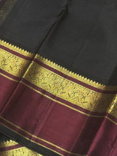 Sandal White with Deep Maroon and Black Kai Korvai Handwoven Pure Jari Kanjivaram Silk Sarees with Silk Buttas woven body with rich spaced rettapet borders gorgeous rich Gandaberundas woven pallu and contrast woven blouse