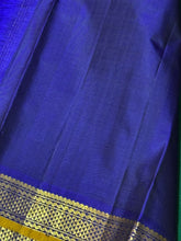 Emerald Green with Royal Blue Handwoven Pure Kanjivaram Silk Saree Beauty with Small Borders