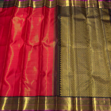 Strikingly Beautiful Red with Black Korvai Vairaoosi Handwoven Pure Jari Kanjivaram Silk Saree Beauty