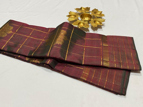 Dual tone Manthulir Green short with Maroon Jari Checks with kamalam motifs  Handwoven Pure Jari Kanjivaram Silk with rich borders pallu and self colored blouse beauty